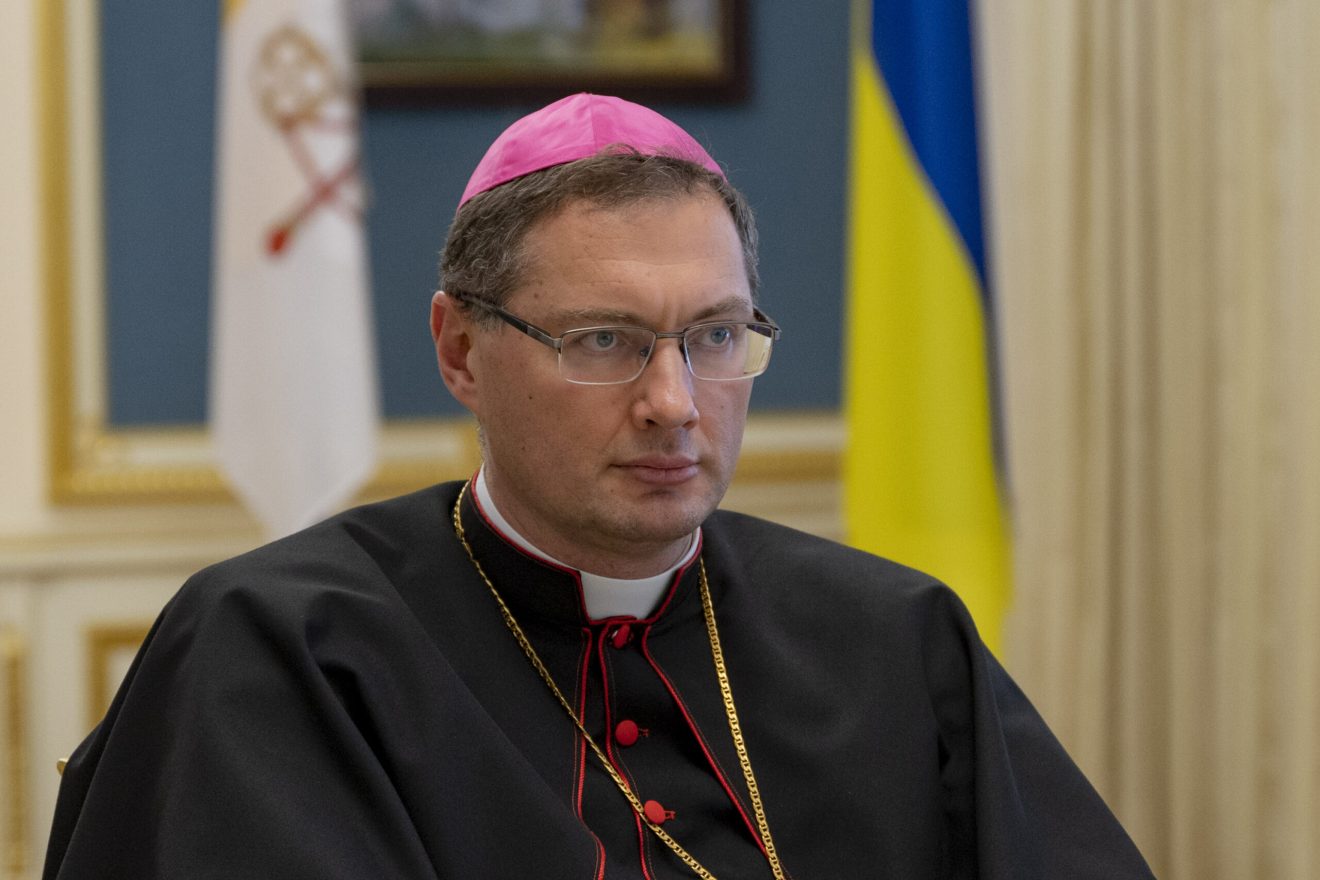 Pauselijke nuntius blijft in Kiev